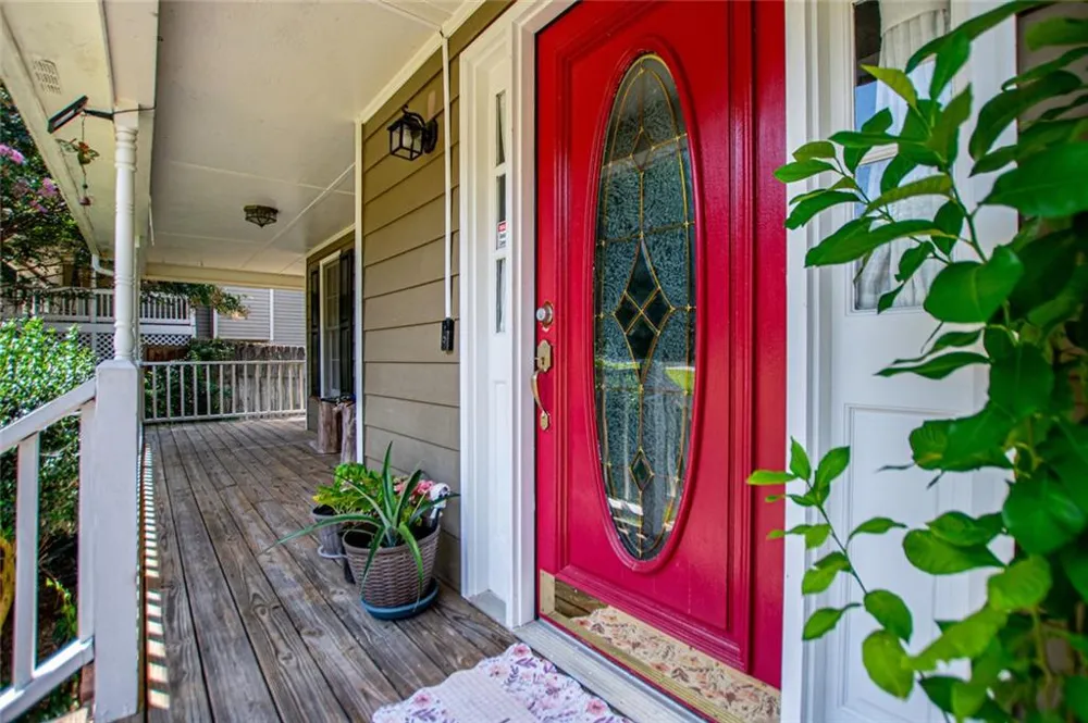 327 Swan Drive Hiram, GA 30141