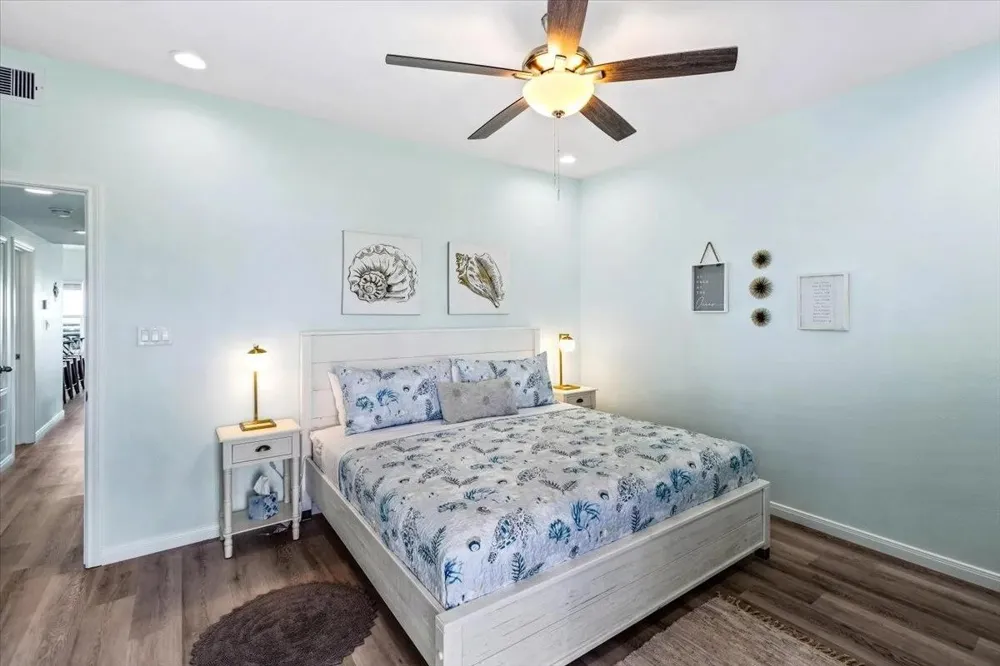 988 Jean Street Gilchrist, TX 77617