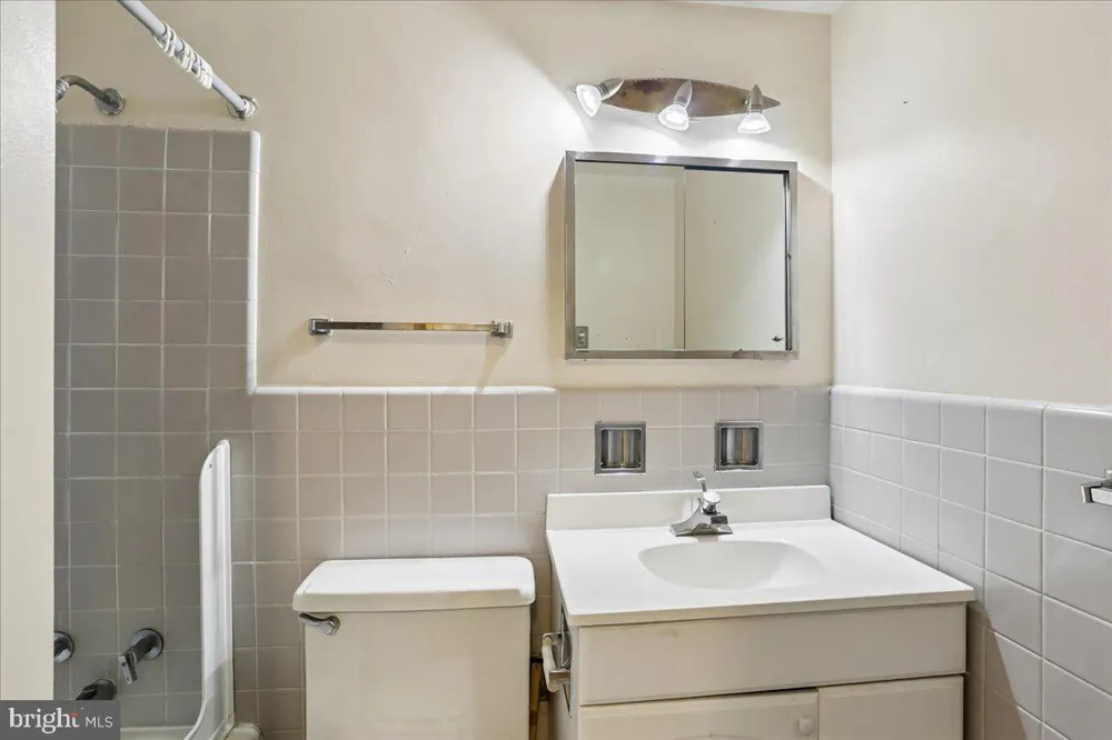 2475 VIRGINIA NW #220 Washington, DC 20037