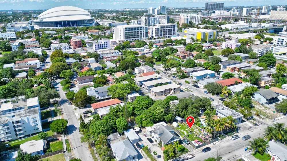 428 NW 10th Ave Miami, FL 33128