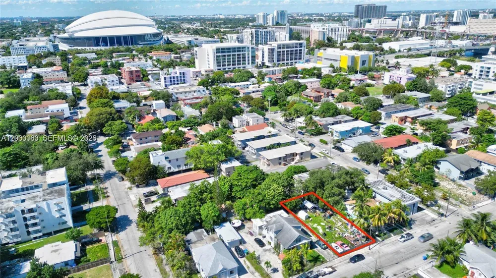 428 NW 10th Ave Miami, FL 33128