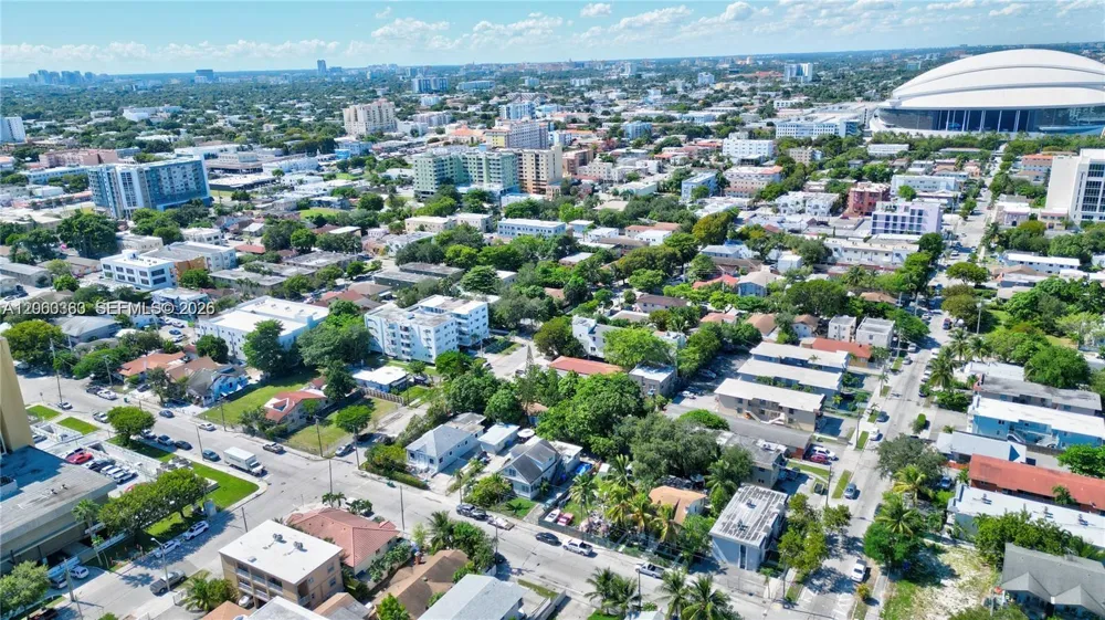 428 NW 10th Ave Miami, FL 33128