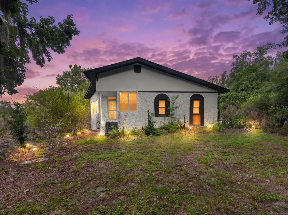 14820 COUNTY ROAD 48 Astatula, FL 34705
