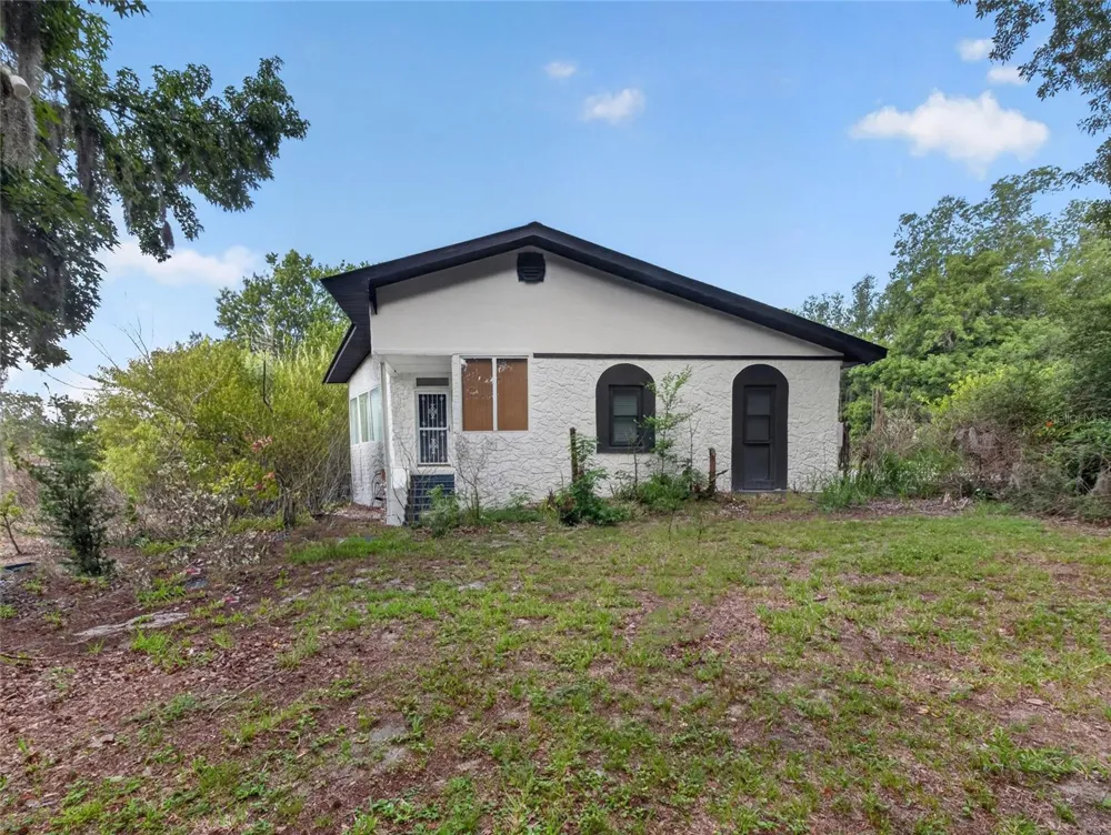 14820 COUNTY ROAD 48 Astatula, FL 34705