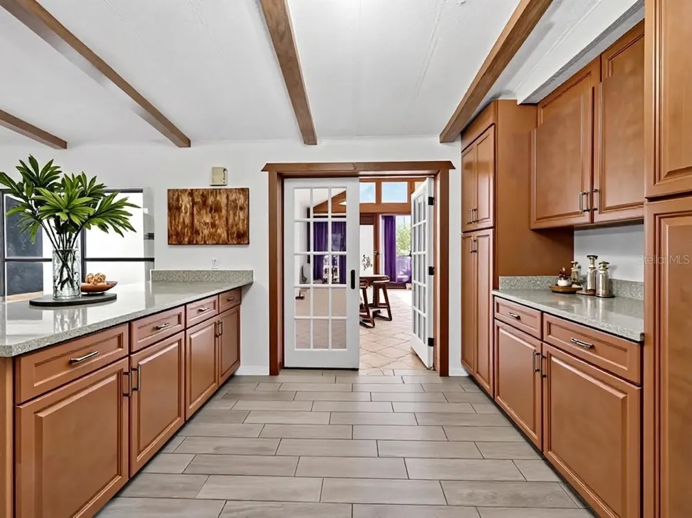 14820 COUNTY ROAD 48 Astatula, FL 34705