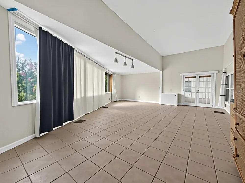 14820 COUNTY ROAD 48 Astatula, FL 34705
