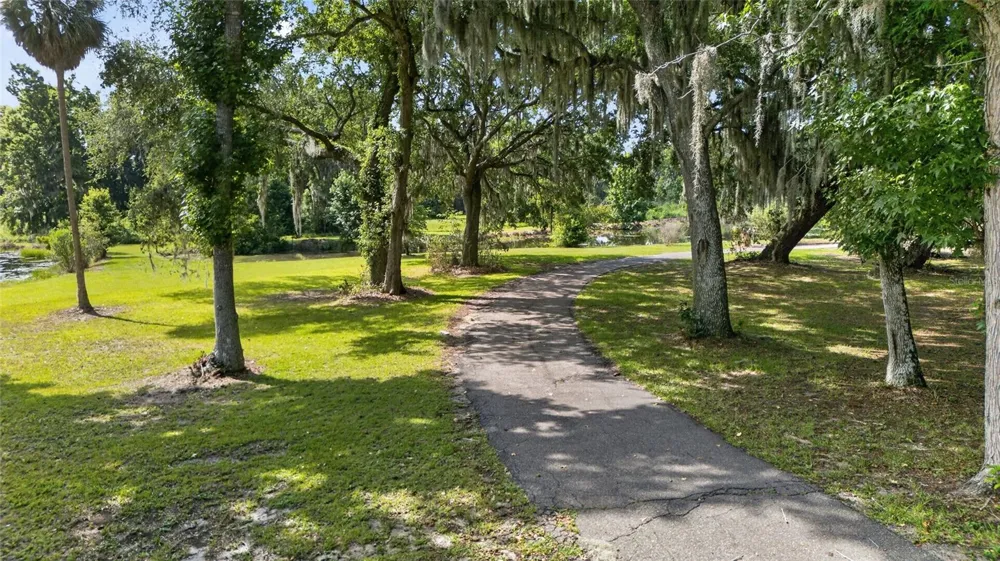 14820 COUNTY ROAD 48 Astatula, FL 34705