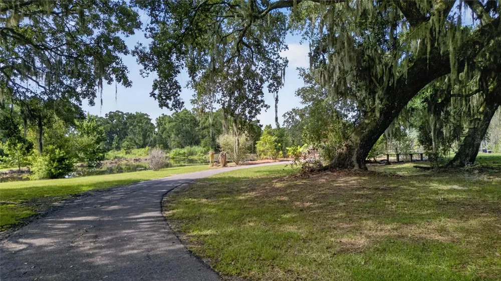 14820 COUNTY ROAD 48 Astatula, FL 34705