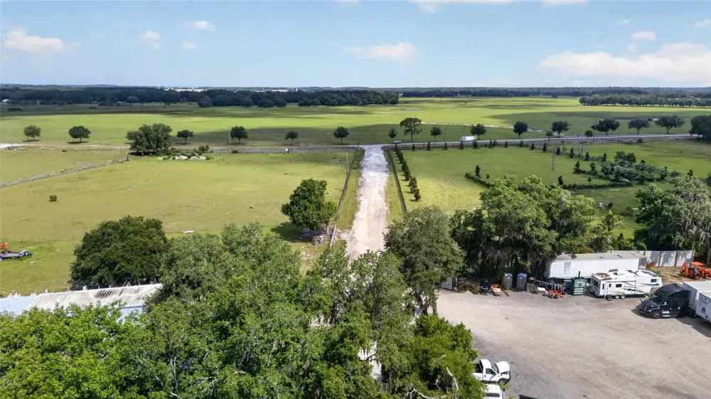 14820 COUNTY ROAD 48 Astatula, FL 34705