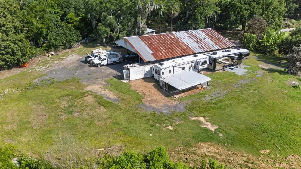 14820 COUNTY ROAD 48 Astatula, FL 34705