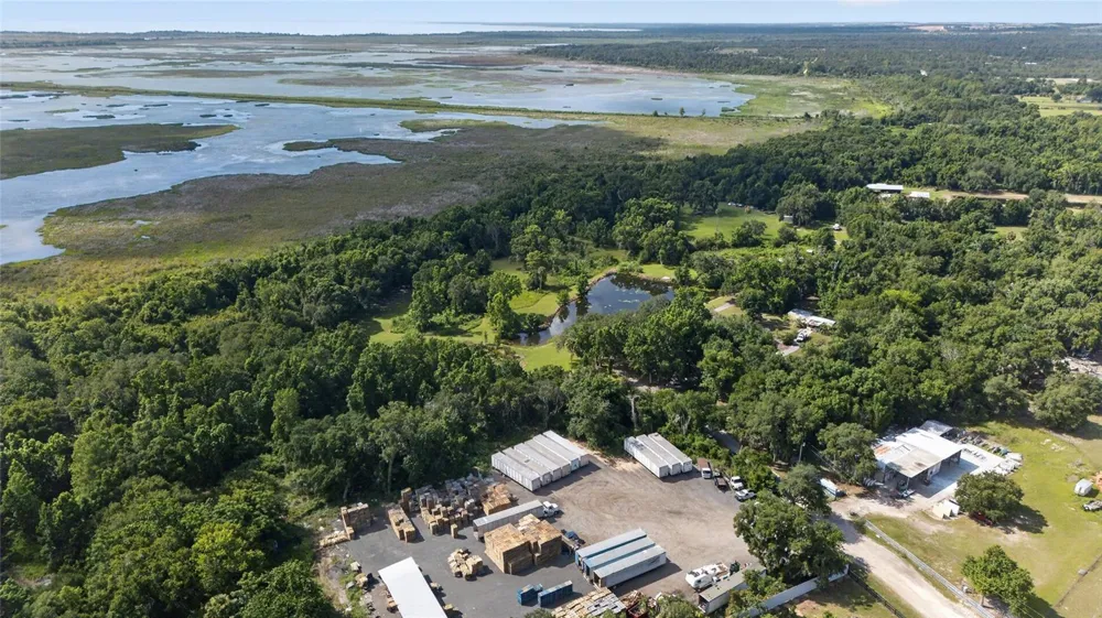 14820 COUNTY ROAD 48 Astatula, FL 34705