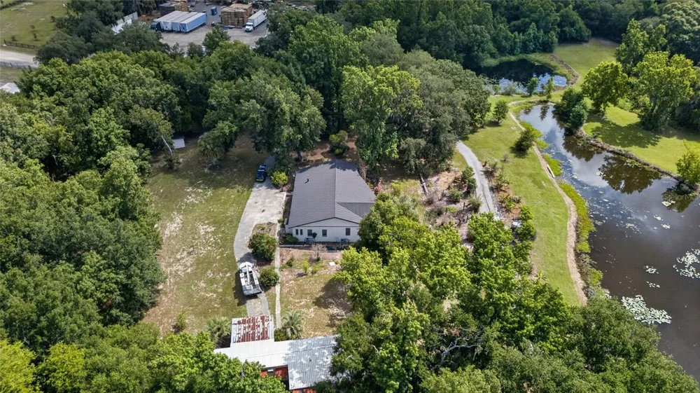 14820 COUNTY ROAD 48 Astatula, FL 34705