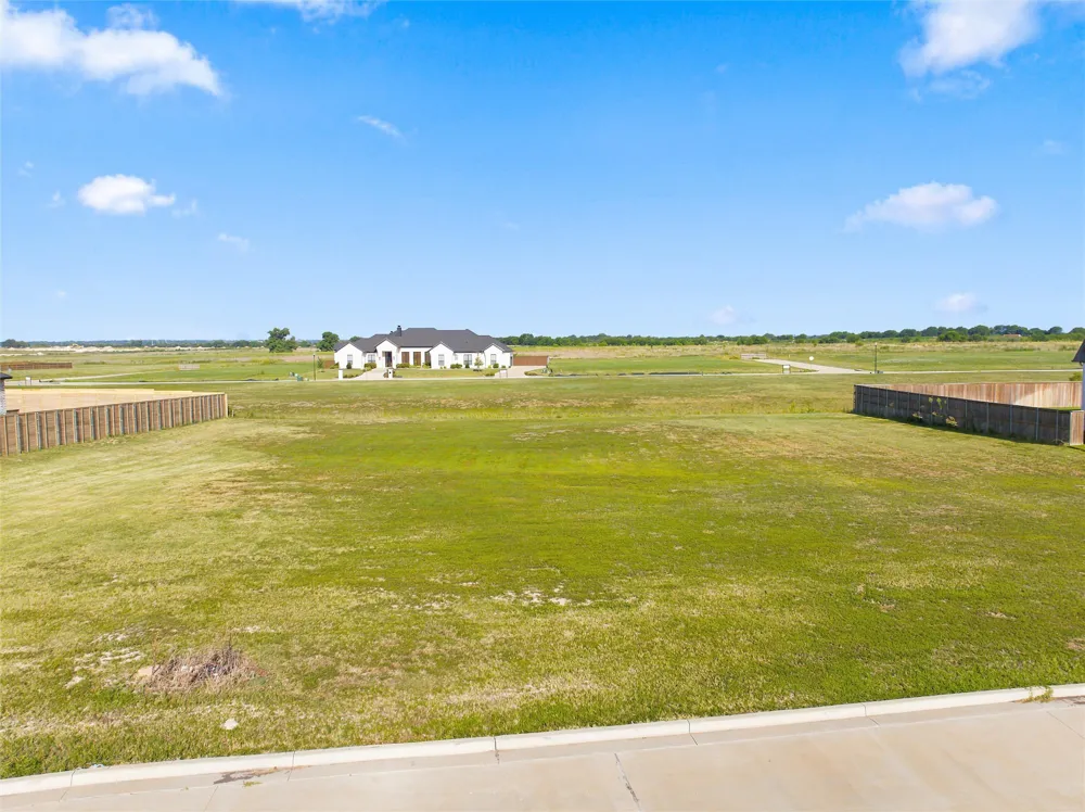 113 Iris Street Lorena, TX 76655
