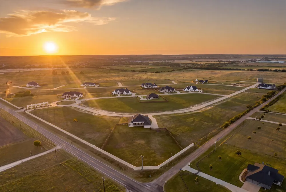 118 Iris Street Lorena, TX 76655