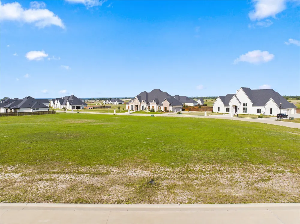 130 Iris Street Lorena, TX 76655