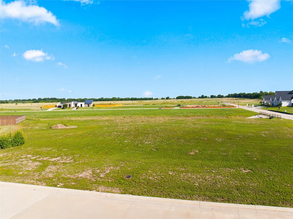 133 Iris Street Lorena, TX 76655