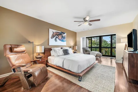 11355 Pond View Drive #D202
