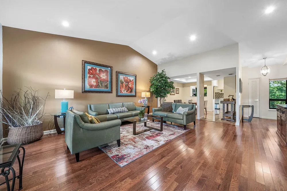 11355 Pond View Drive #D202 Wellington, FL 33414