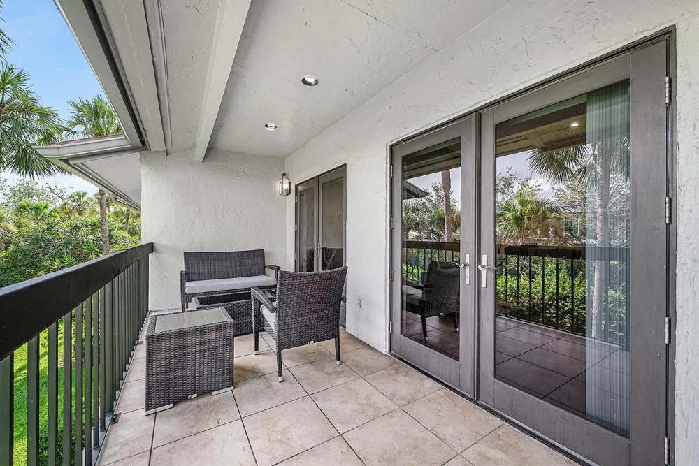11355 Pond View Drive #D202 Wellington, FL 33414