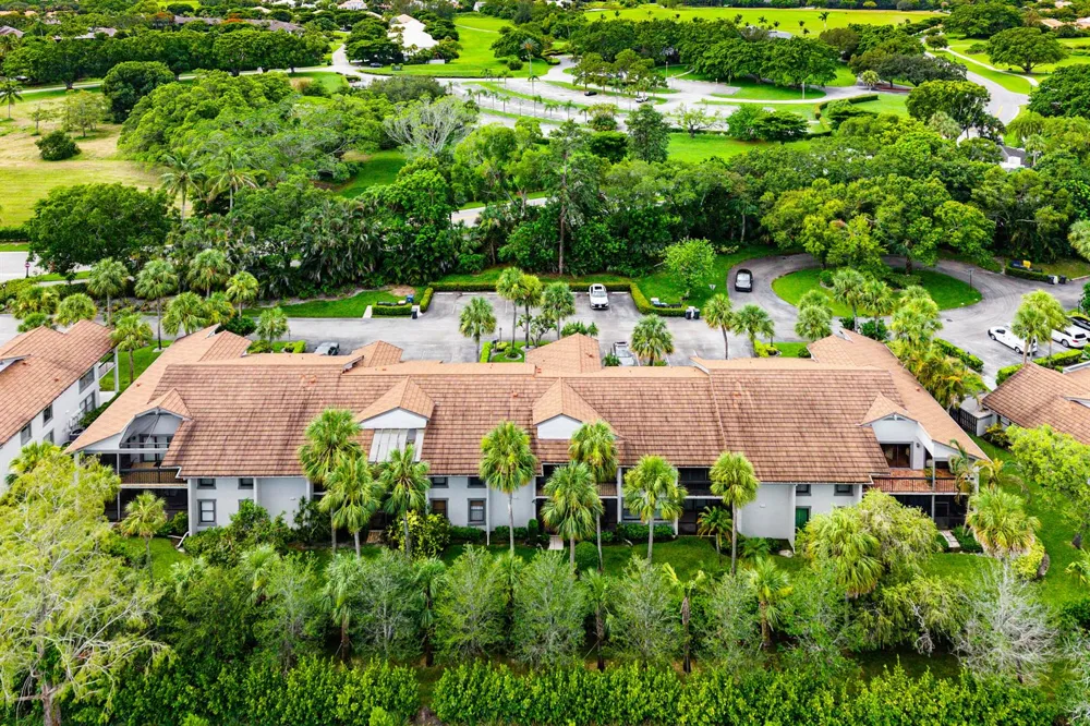 11355 Pond View Drive #D202 Wellington, FL 33414