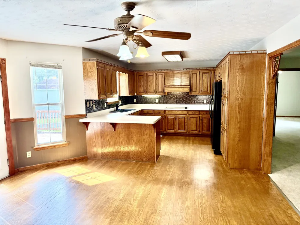 8770 Harrison Ferry Rd McMinnville, TN 37110