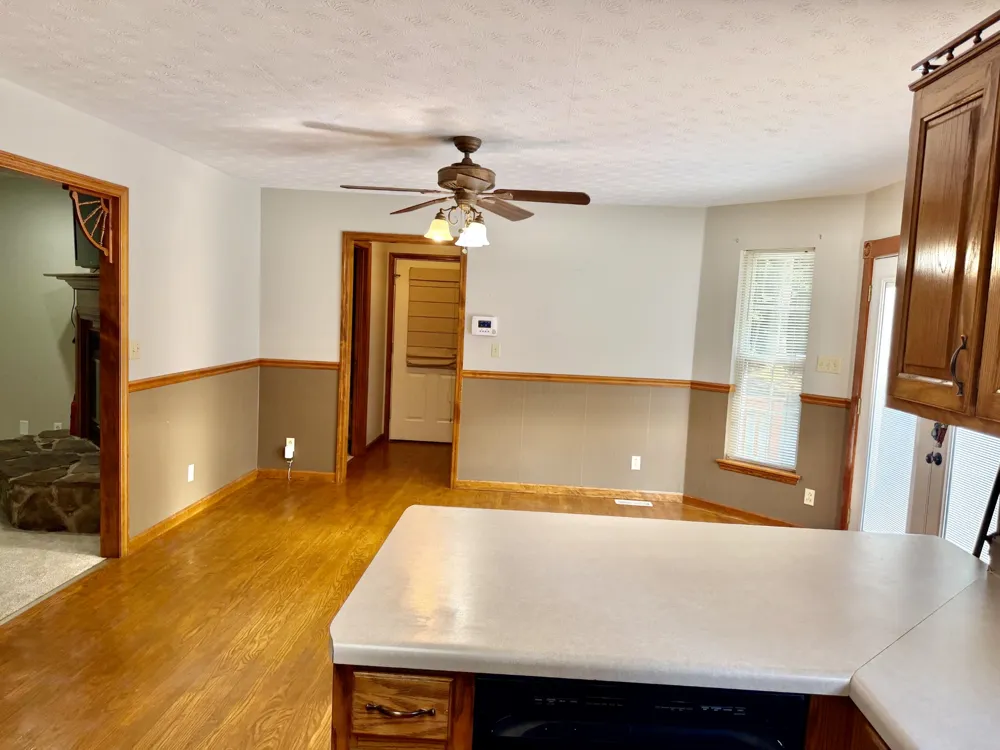 8770 Harrison Ferry Rd McMinnville, TN 37110
