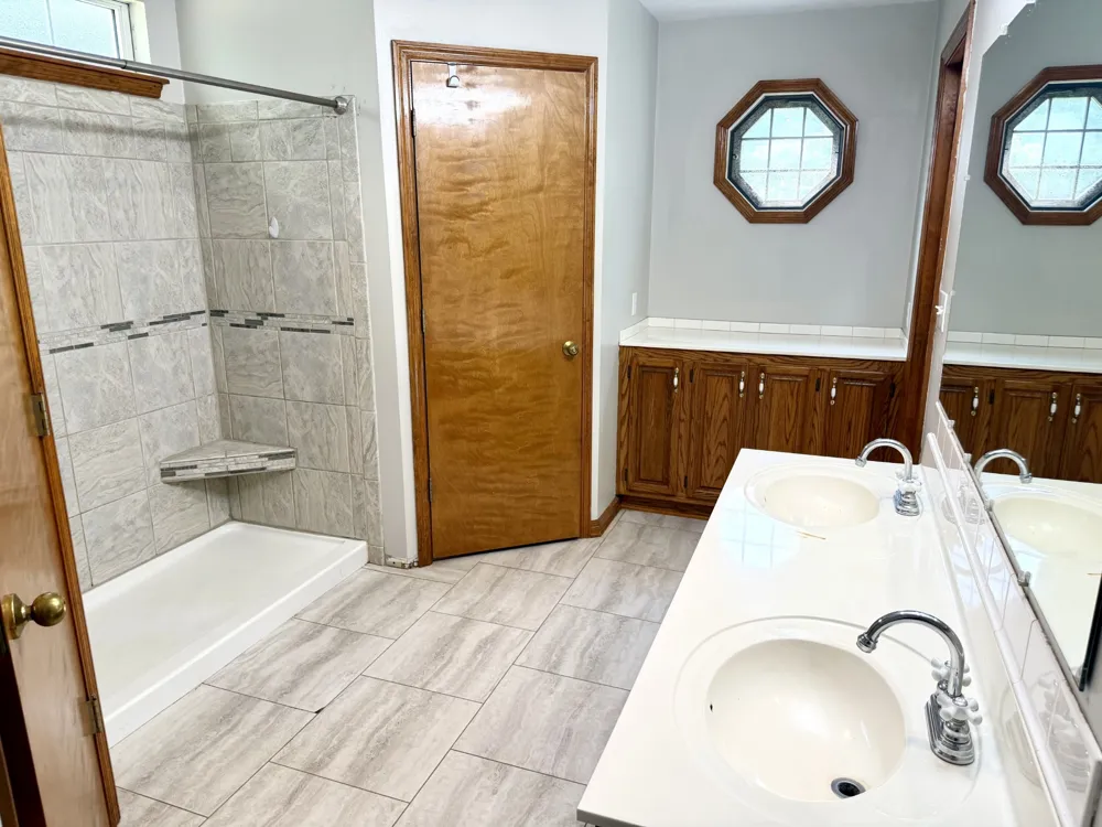 8770 Harrison Ferry Rd McMinnville, TN 37110