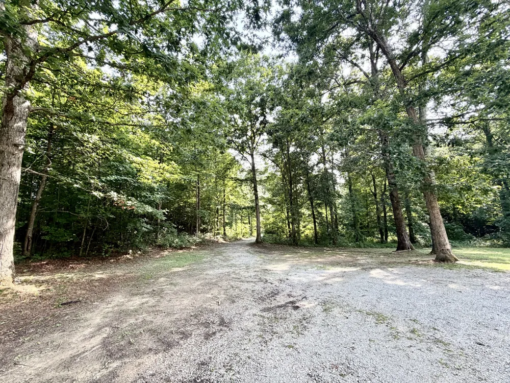 8770 Harrison Ferry Rd McMinnville, TN 37110