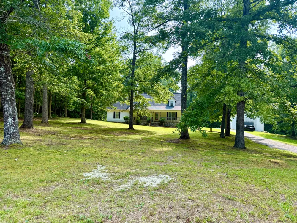 8770 Harrison Ferry Rd McMinnville, TN 37110