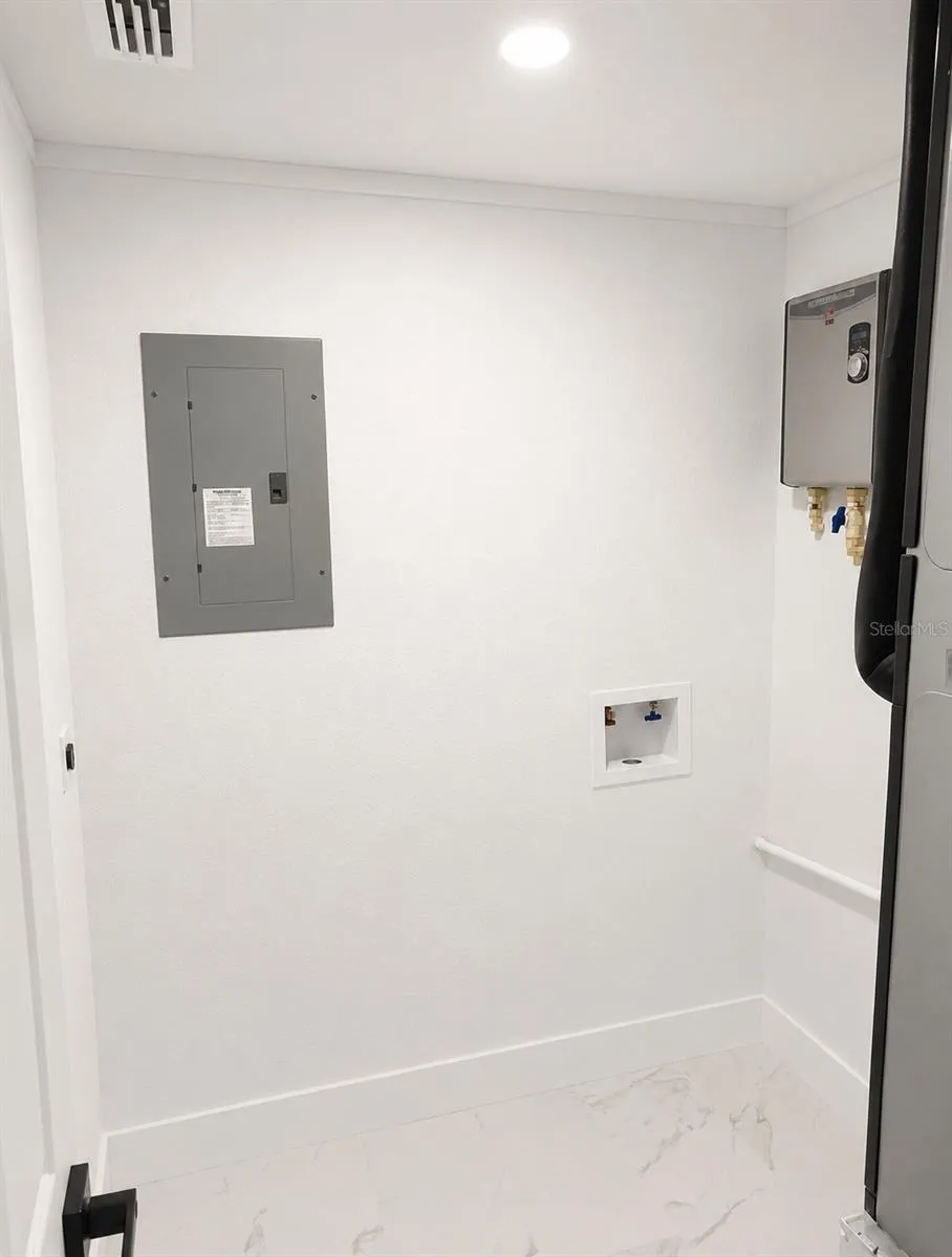 4803 GUARDIAN AVENUE Holiday, FL 34690