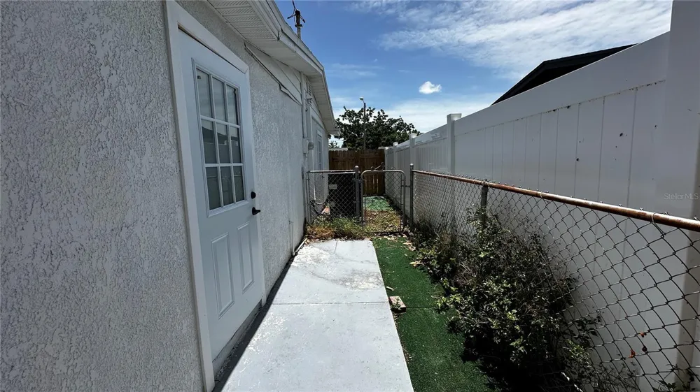 4803 GUARDIAN AVENUE Holiday, FL 34690