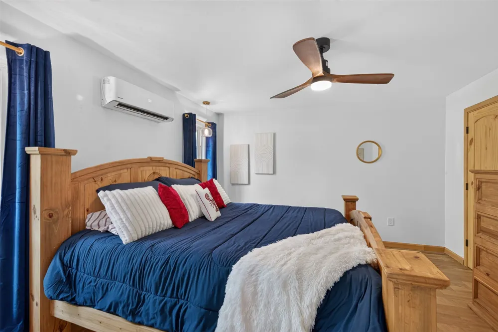 10021 Highway 1 Mooringsport, LA 71060