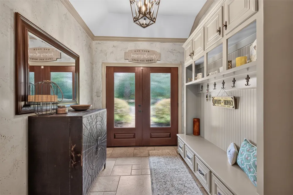 10021 Highway 1 Mooringsport, LA 71060