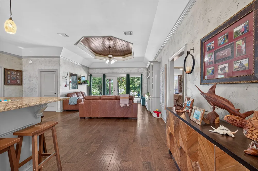 10021 Highway 1 Mooringsport, LA 71060