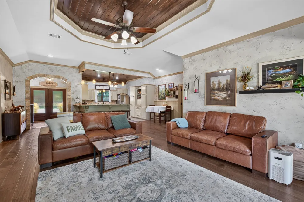 10021 Highway 1 Mooringsport, LA 71060