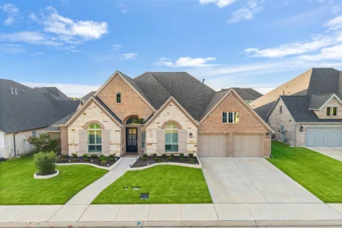 2837 Midlake Drive