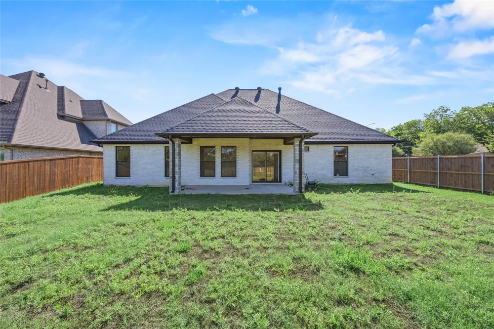7203 Harris Place Arlington, TX 76001