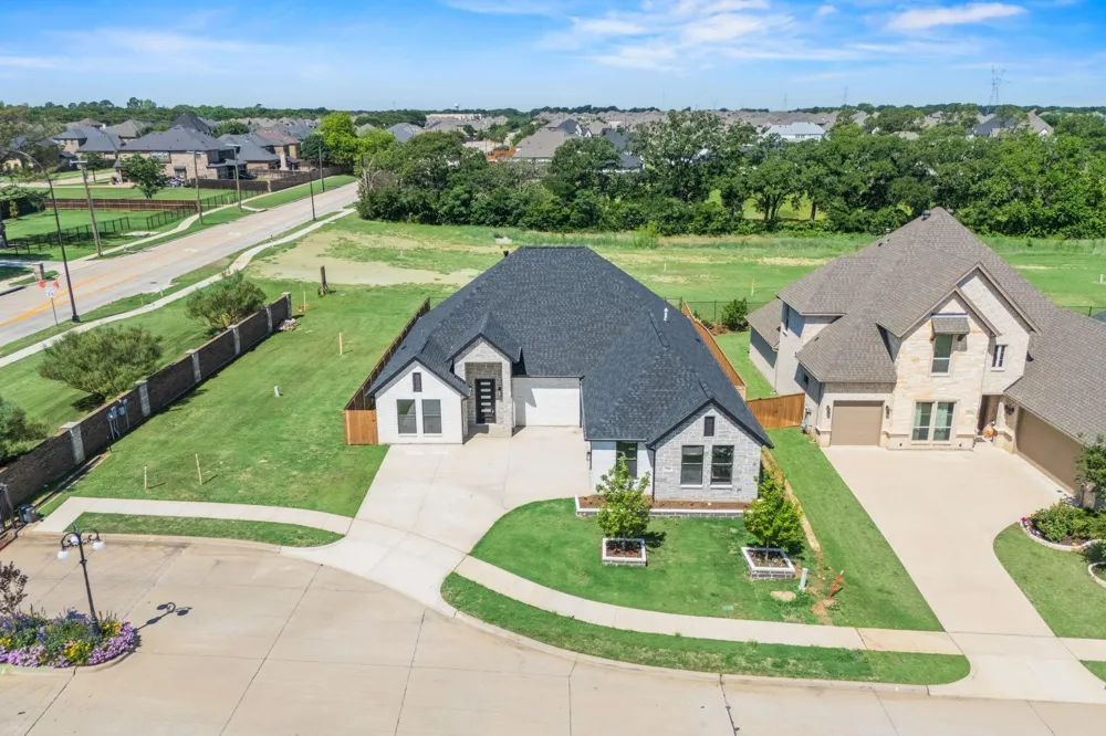 7203 Harris Place Arlington, TX 76001