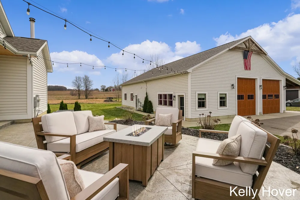 484 8th Avenue SW Byron Center, MI 49315