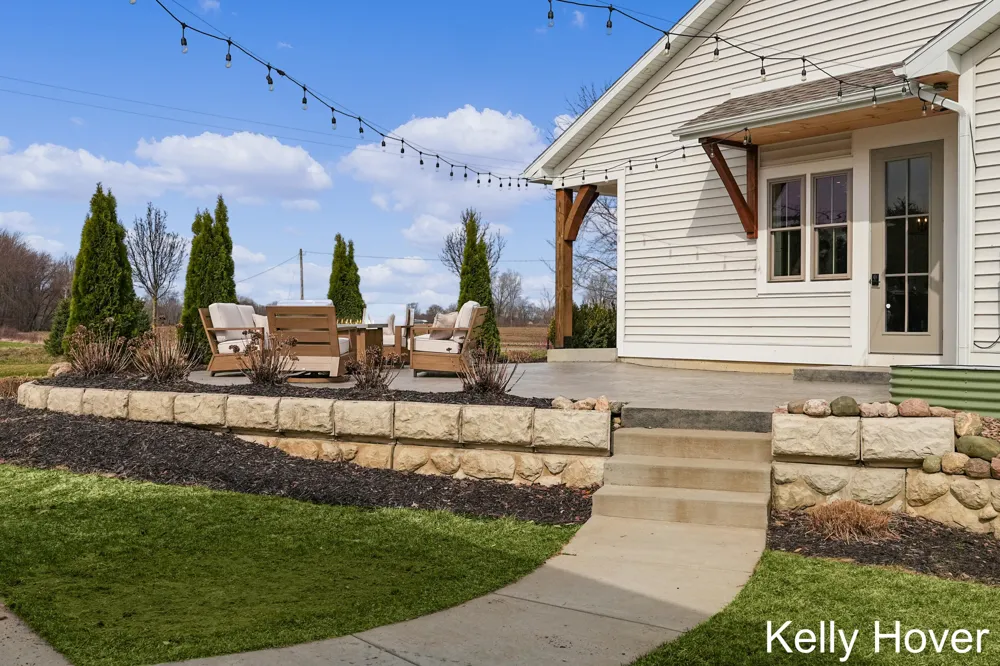 484 8th Avenue SW Byron Center, MI 49315
