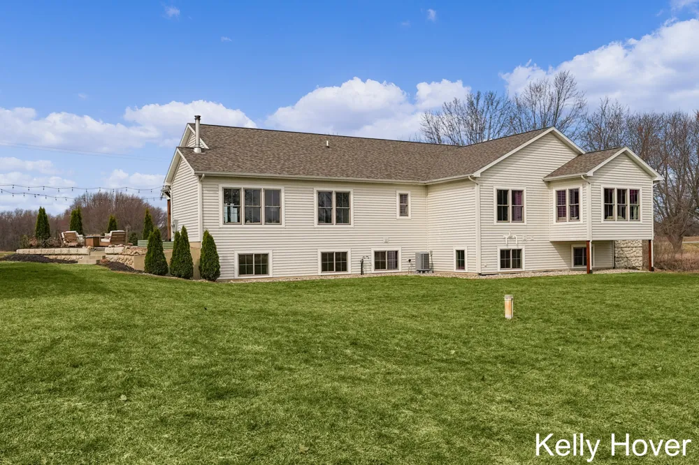 484 8th Avenue SW Byron Center, MI 49315