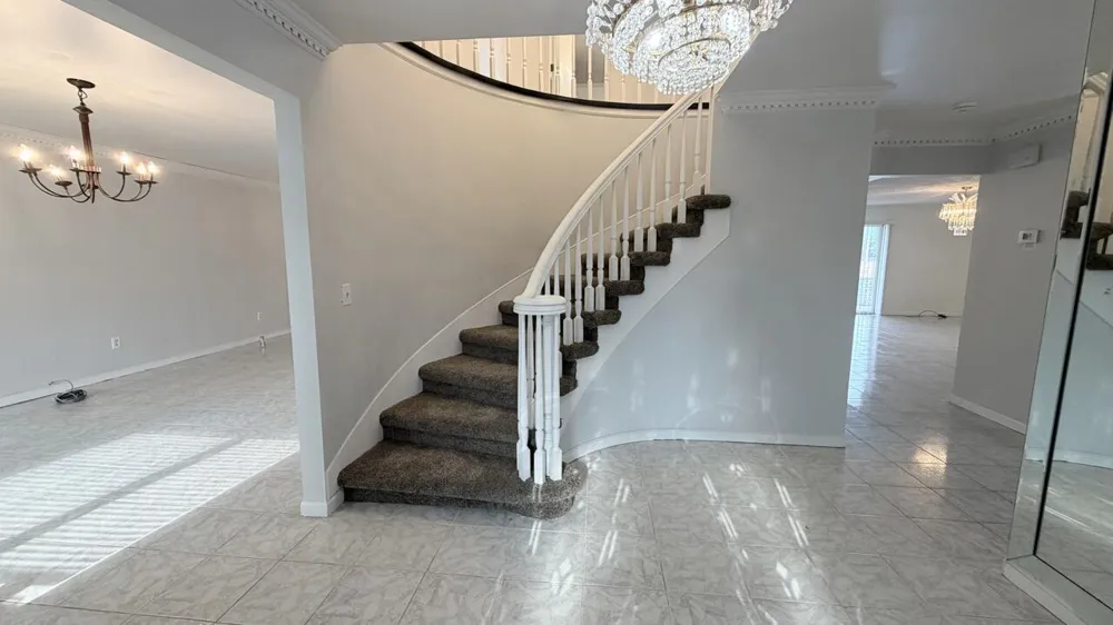 36868 Melbourne Drive Sterling Heights, MI 48312