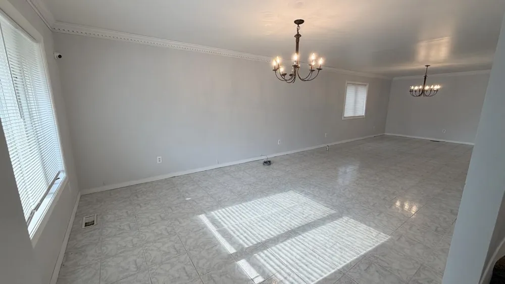 36868 Melbourne Drive Sterling Heights, MI 48312