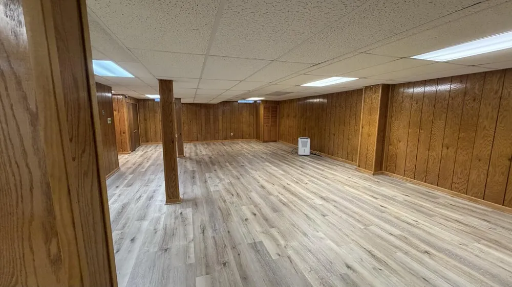 36868 Melbourne Drive Sterling Heights, MI 48312