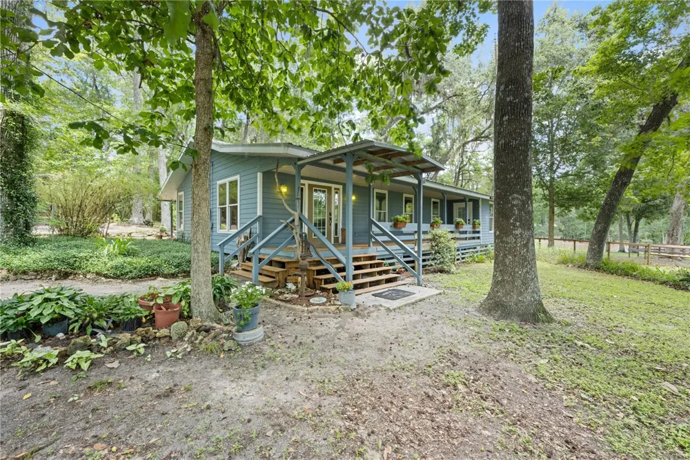18251 NW 141ST AVENUE Williston, FL 32696