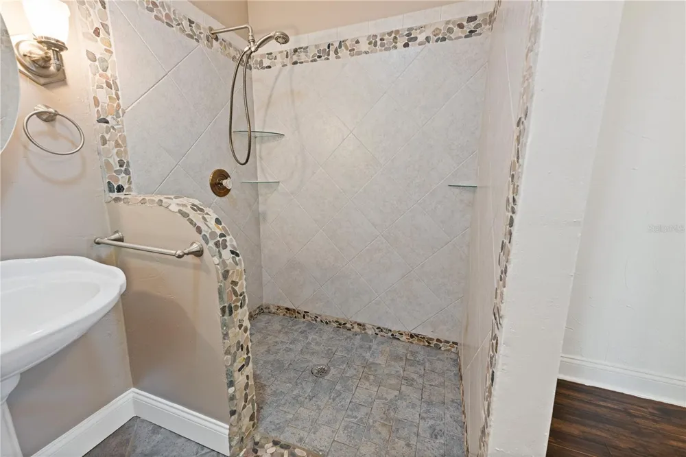 18251 NW 141ST AVENUE Williston, FL 32696