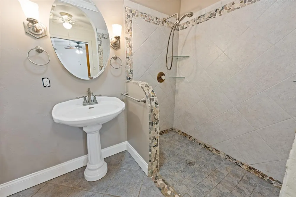 18251 NW 141ST AVENUE Williston, FL 32696