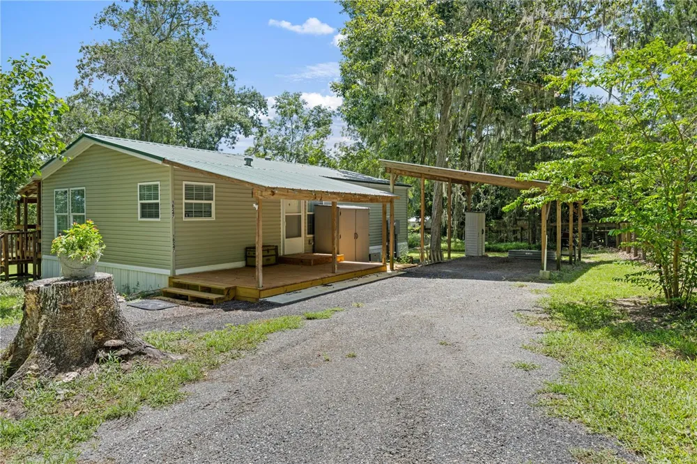 18251 NW 141ST AVENUE Williston, FL 32696