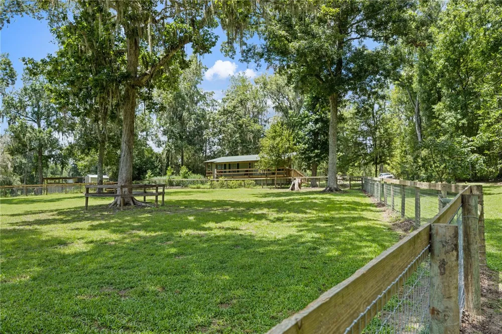 18251 NW 141ST AVENUE Williston, FL 32696