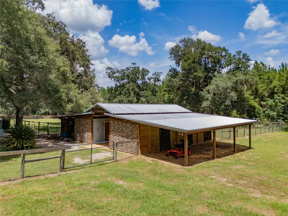 18251 NW 141ST AVENUE Williston, FL 32696